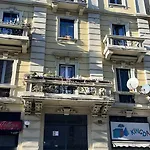 Paradise House Intero Apartman *